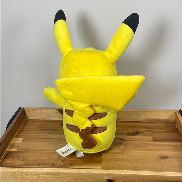 Light up and talk Stuffed Pikachu Toy - Picture 4 of 11
